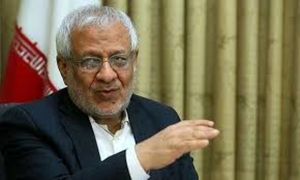 تذکرات مراجع تقلید، انعکاس خواست مردم است به مردم بی اعتنائی نکنید